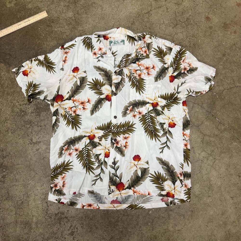 Two Palms Hawaiian Orchid White Rayon Tropical Floral Short Sleeve Button Up Shi